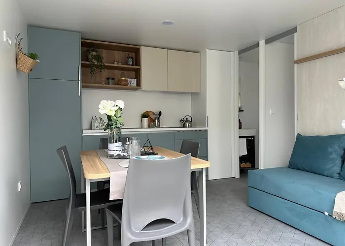 Kozarica Mobile Homes Kamp alanı