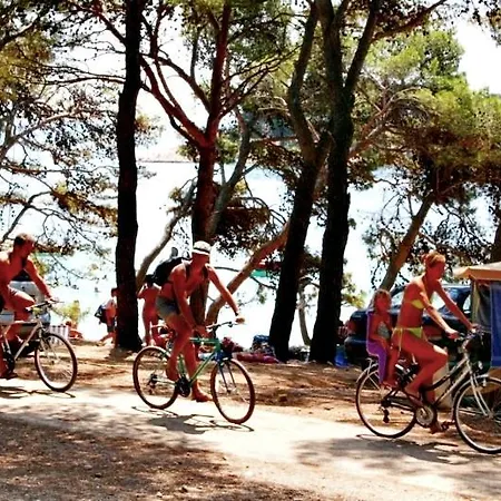 Кемпинг Kozarica Mobile Homes Пакоштане